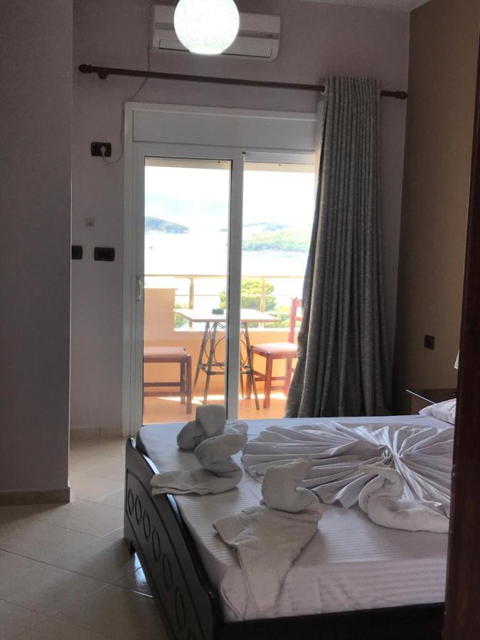 Hotel Elita Ксамил Екстериор снимка