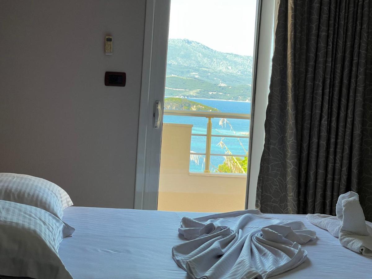 Hotel Elita Ксамил Екстериор снимка